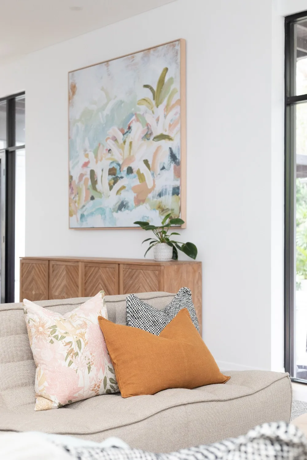 Decorating with cushions