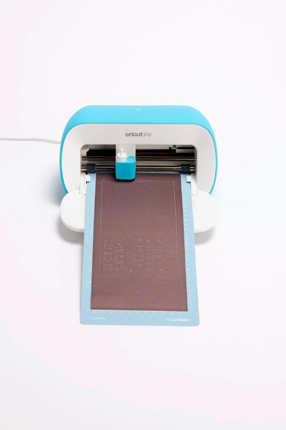 personalised mug with cricut