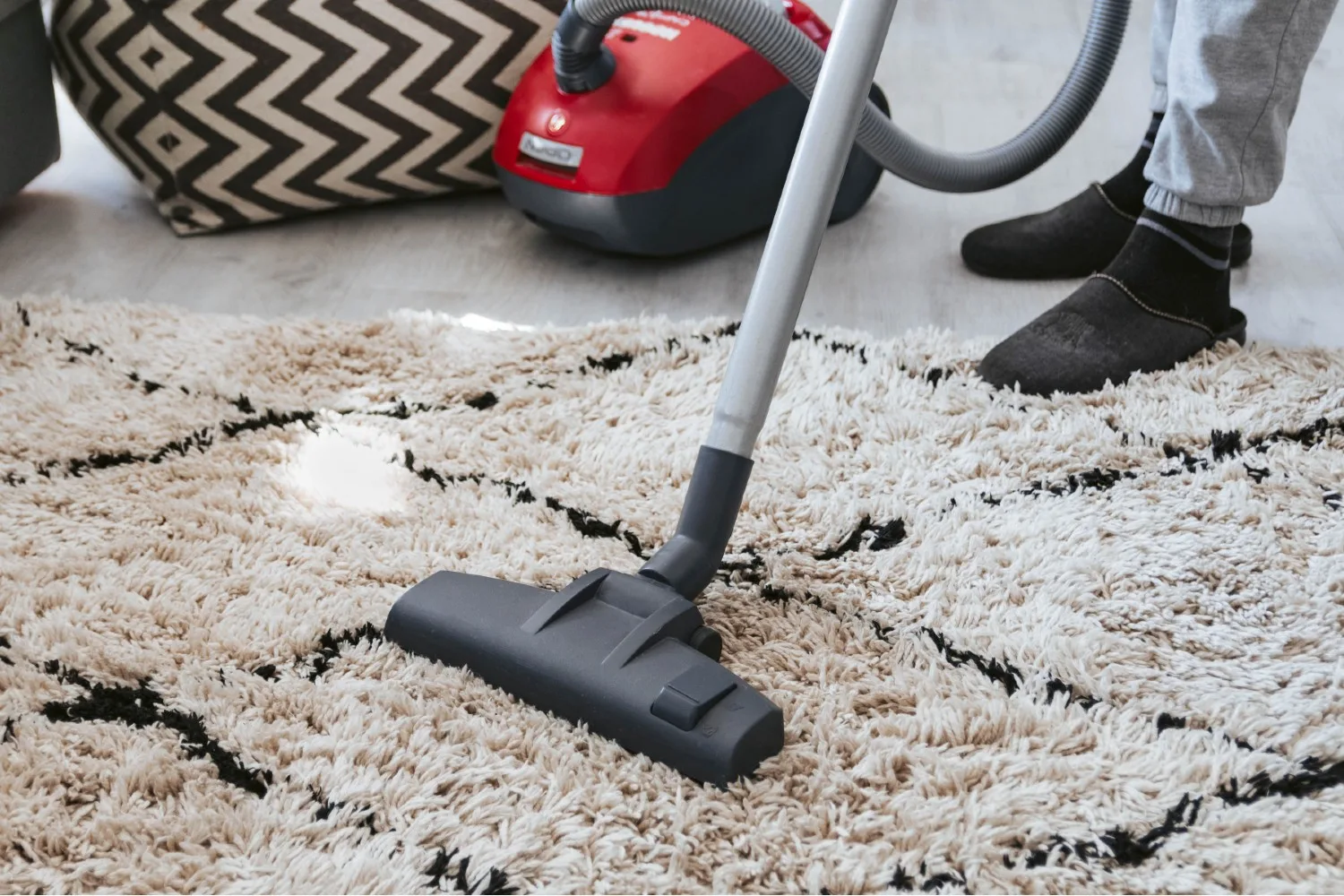 Most people are vacuuming their carpet the wrong way