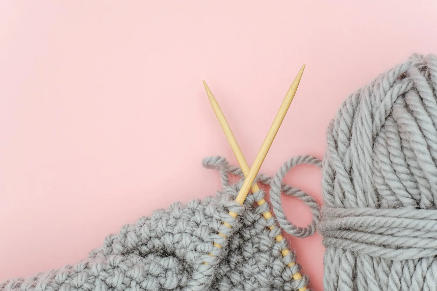 How to choose the right knitting needles for your project
