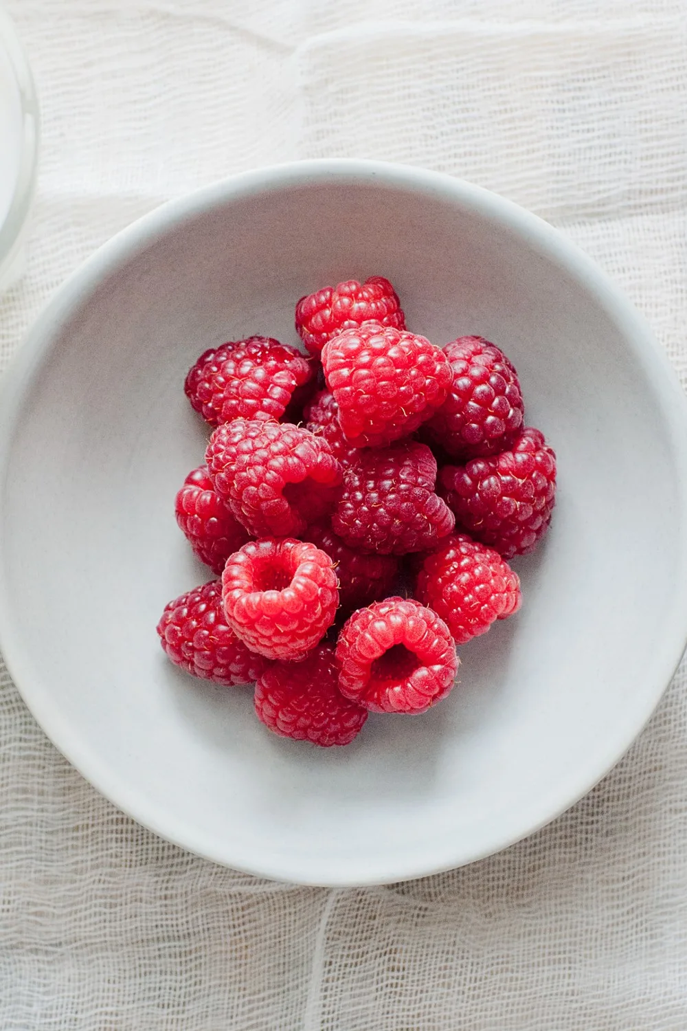 how to grow raspberries berries in a bowl