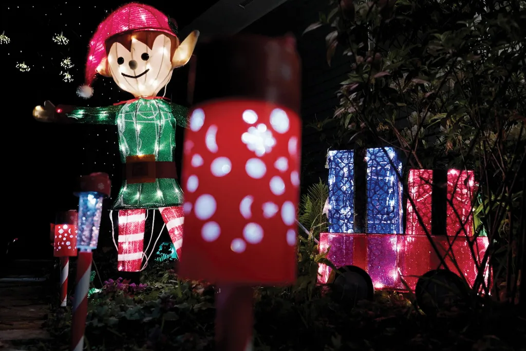 elf with wagon christmas