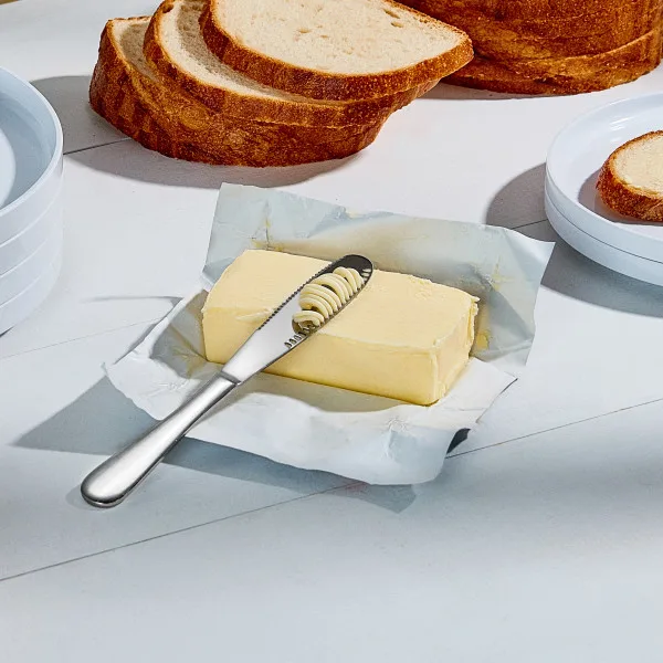 moma-butter-up-knife