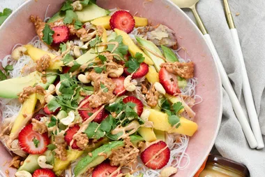 Chicken vermicelli, mango and peanut summer salad