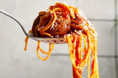 Meat-free spaghetti meatballs