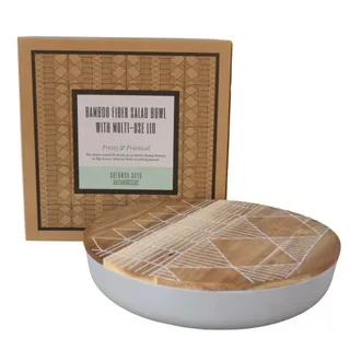 Salad serving bowl with multi-purpose lid