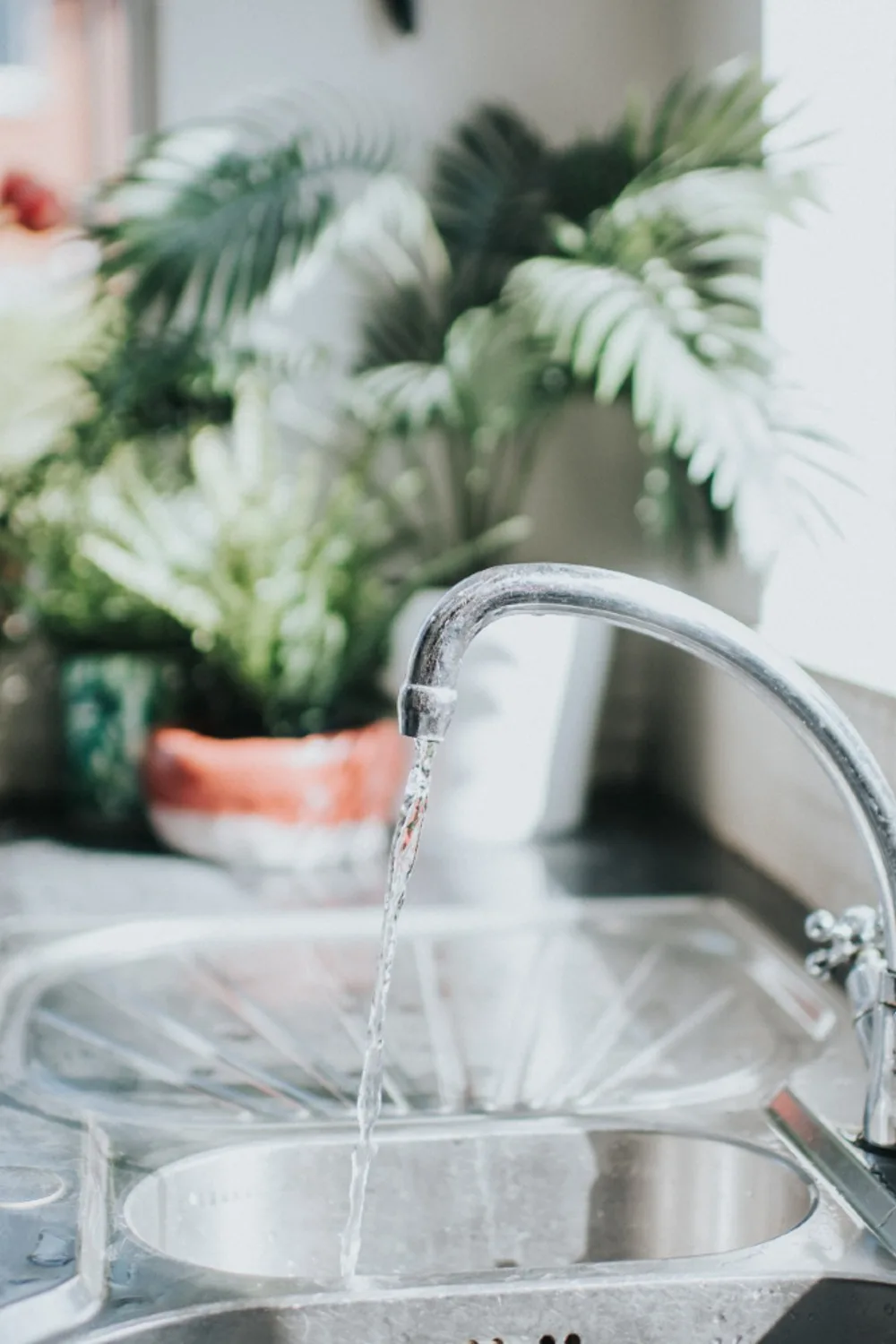 Our Bon Ami reviewer didn't get a photo of the sparkling clean sink but this is an example of what results you could get.