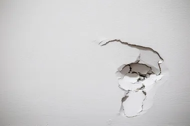 Living room fix-up: How to fill a hole in your wall