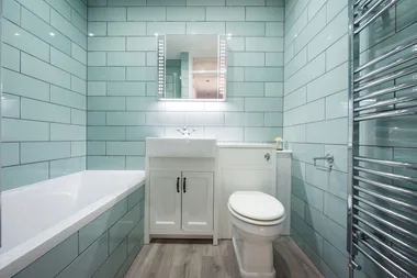 How to spot the warning signs of a leaking shower before it’s too late