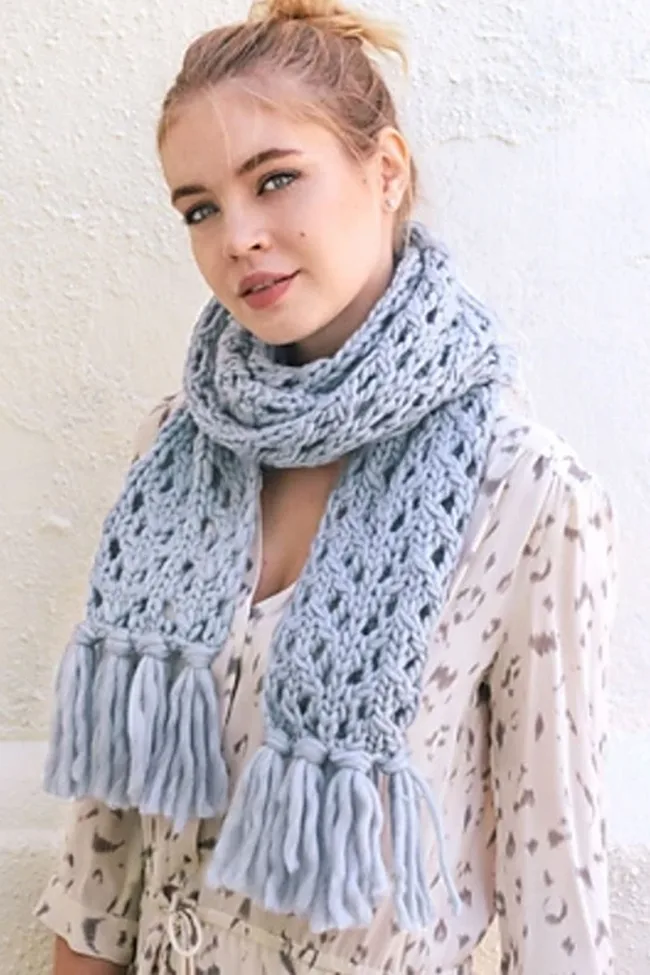 lacy chunky scarf free knitting pattern