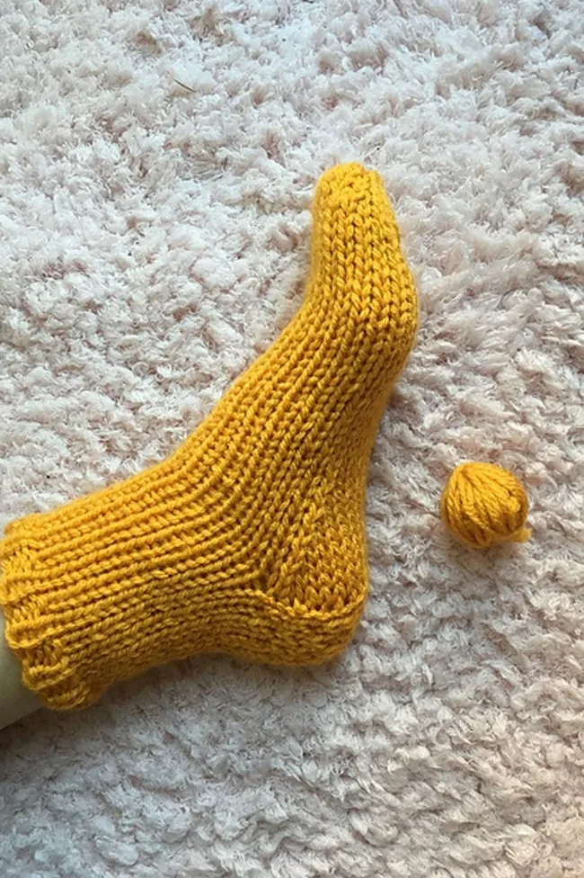 free ravlery knitting pattern chunky socks