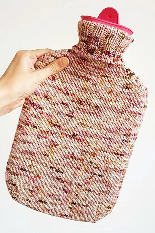 free ravelry pattern hot water bottle