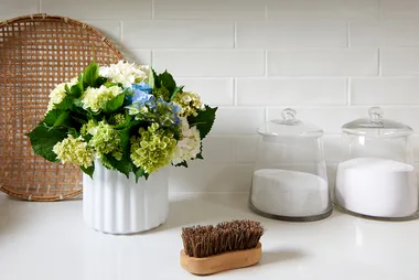 How to tile a laundry splashback