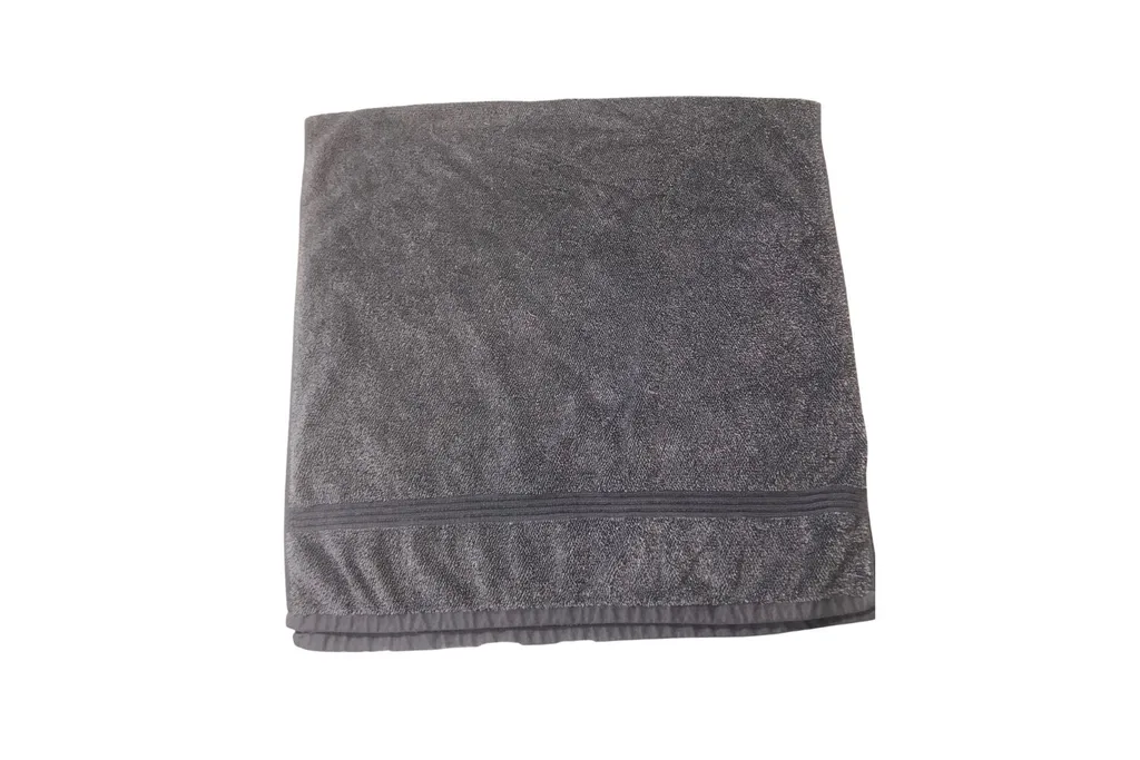 how to roll a towel