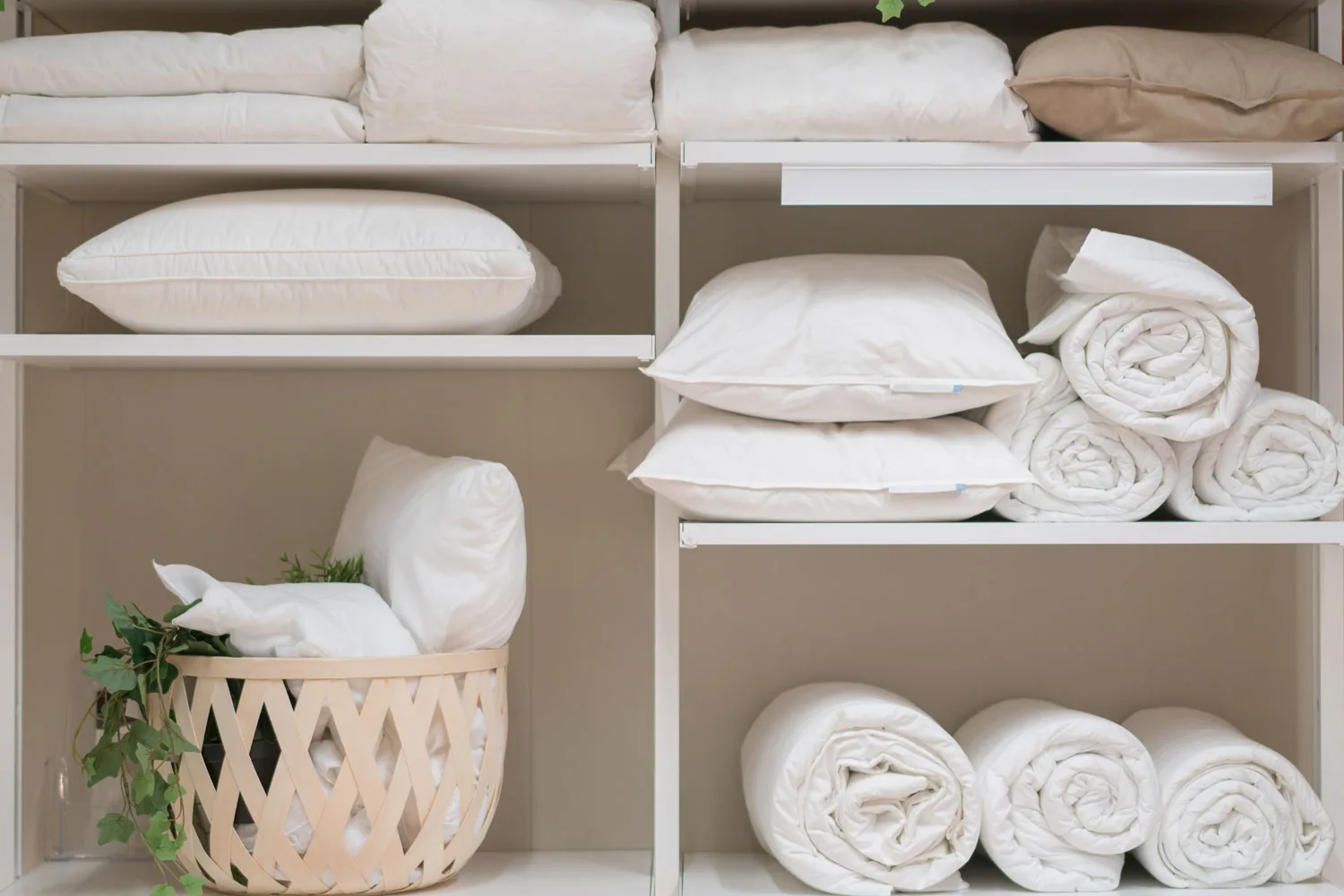 tidy linen closet