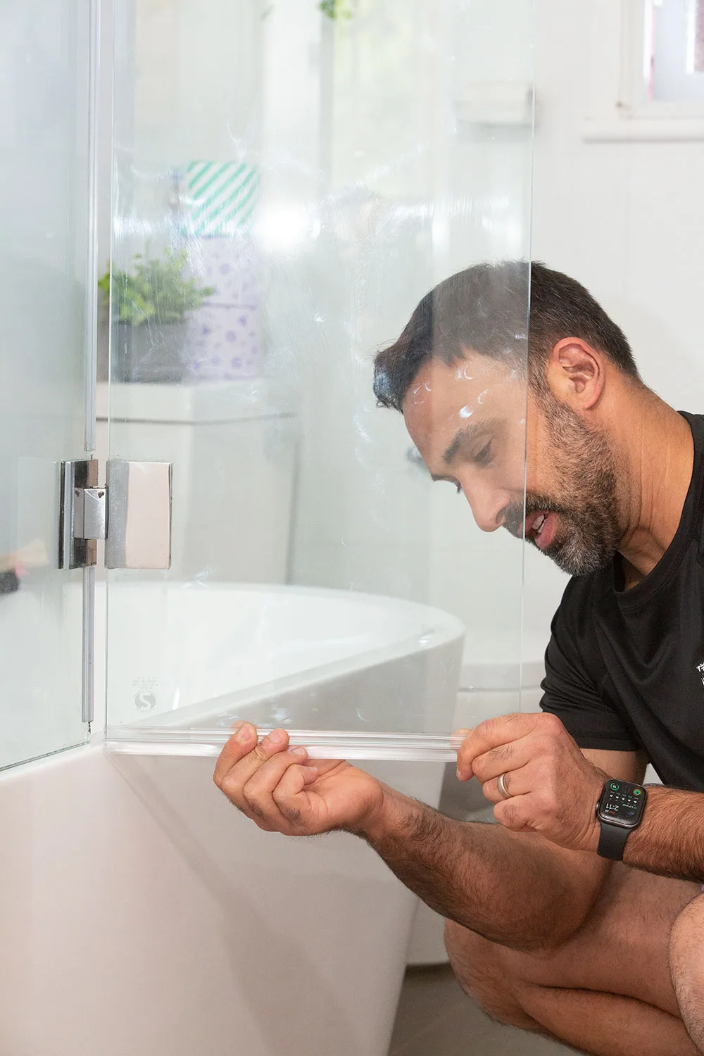 Shower screen seal replace step 3