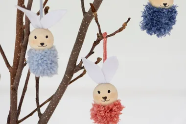 How to make pompom bunny decorations