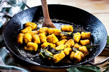 How to make gnocchi from stale bread