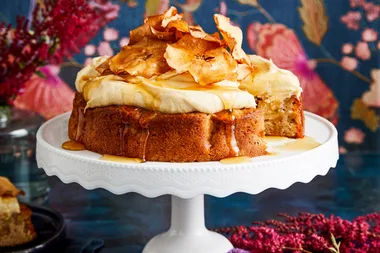 One-bowl apple cake