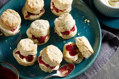 Black tea scones