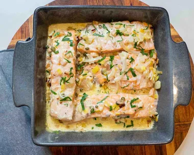 Creamy leek and salmon tray bake