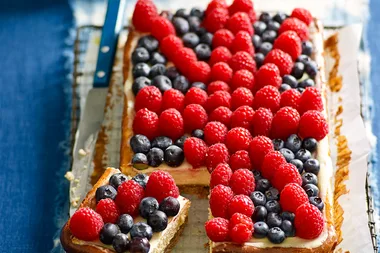 Union Jack cheesecake