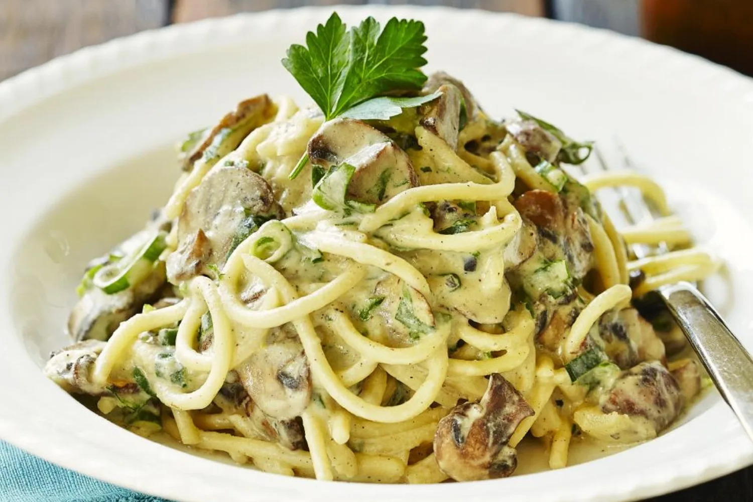 Linguini with creamy mushroom sauce.