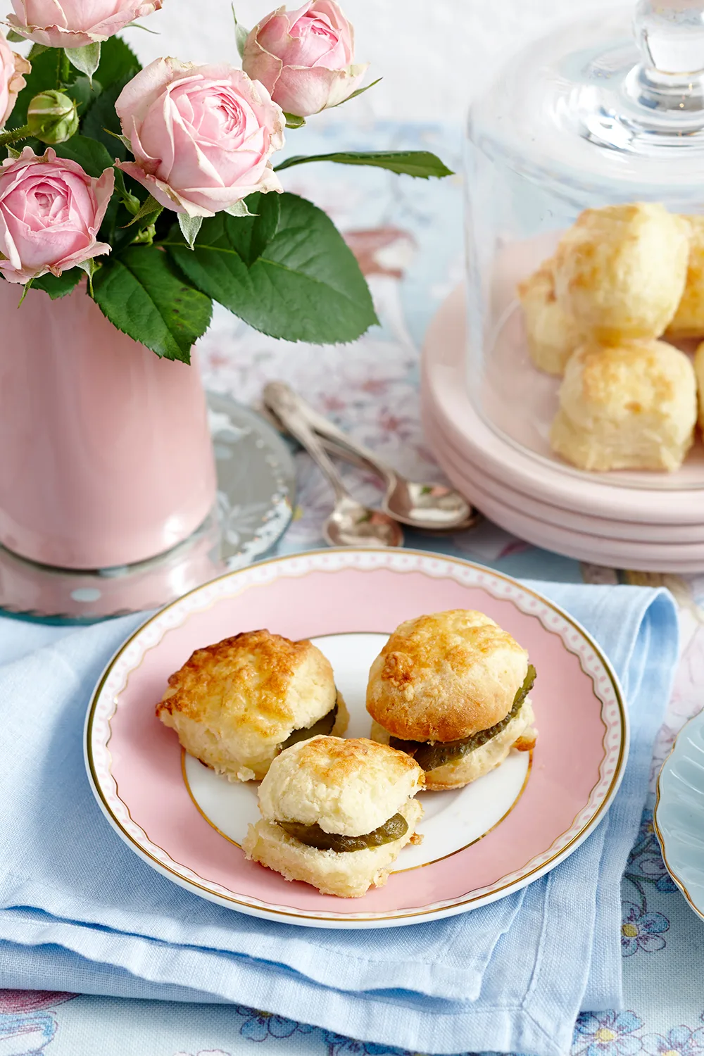 Mini cheese scones