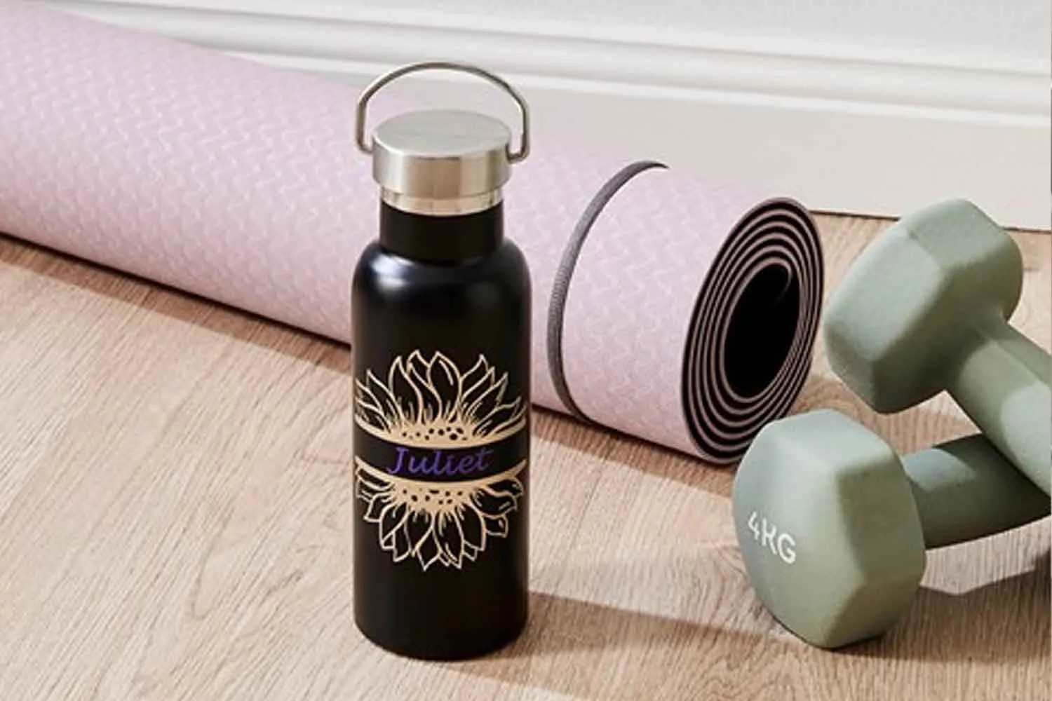 How to personalise a drink bottle with Cricut