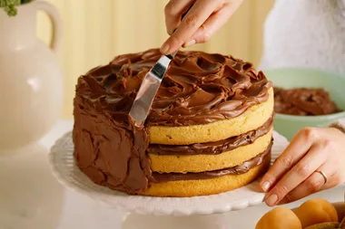 How to make icing for cakes