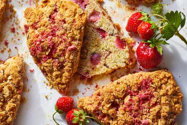 Strawberry crumble scones