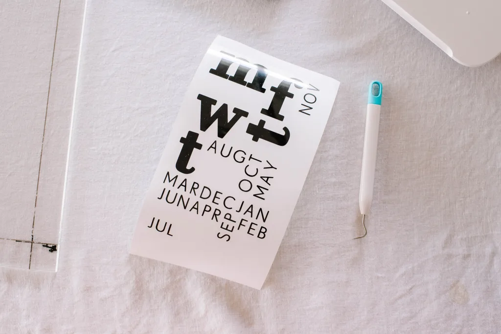 how to make acrycli wall planner