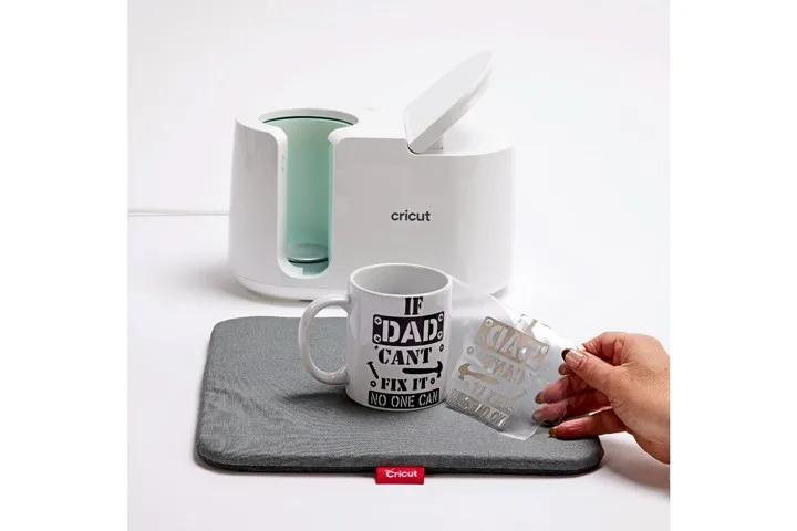 how to make a personalised mug with cricut cricut ideas