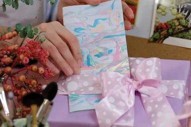 How to make a shaving cream art card