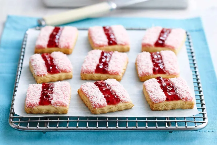 Homemade Iced Vo Vo-inspired biscuits