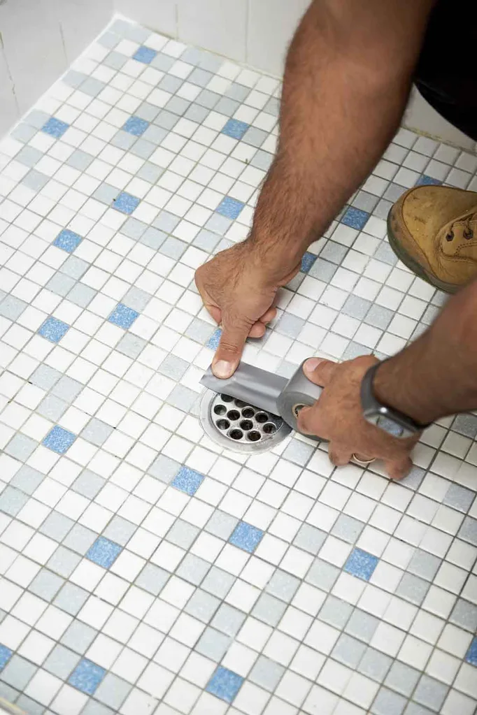fix leakng shower