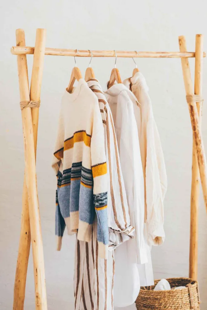 decluterring clothes in wardrobe