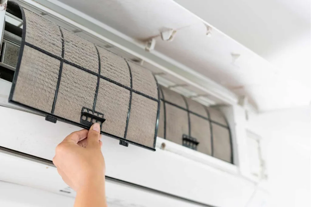 clenaing air conditioner filter