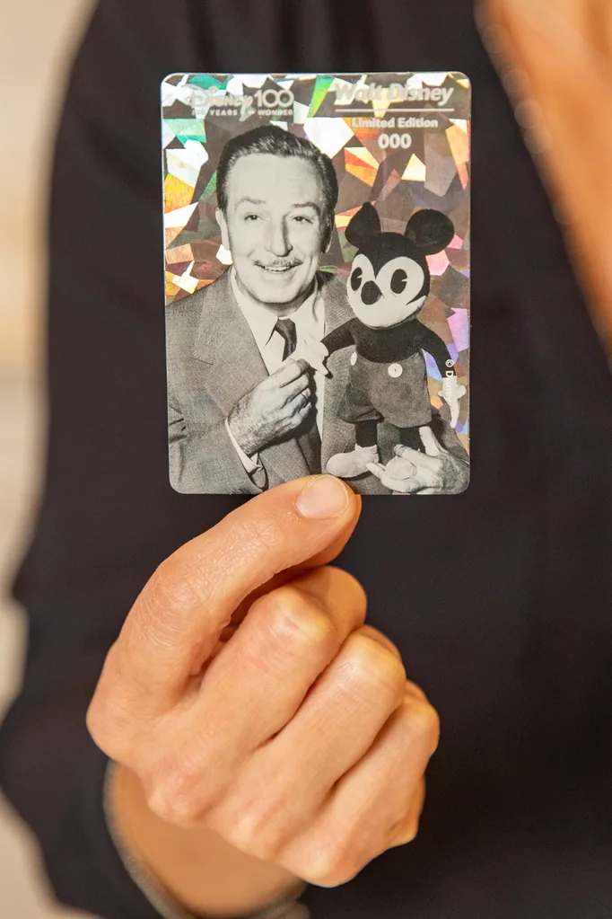 disney card
