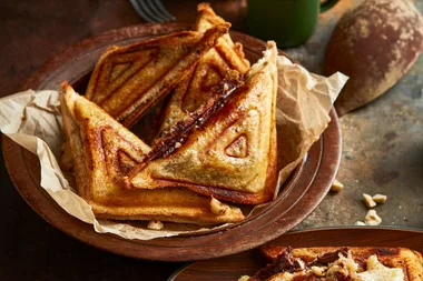 Apple, chocolate and hazelnut jaffles
