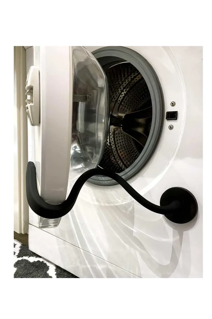washing machine door holder to stop bad smells