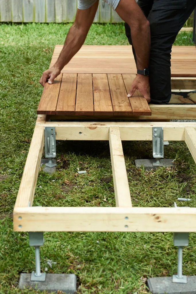 How to build a mini deck with awning
