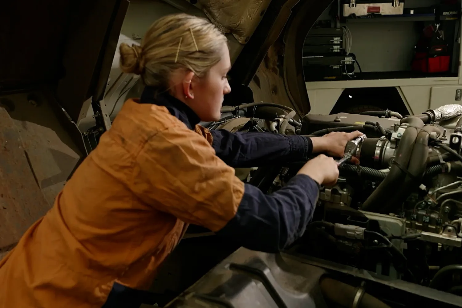 Aimee meets tradie trailblazer Ashley Beeby