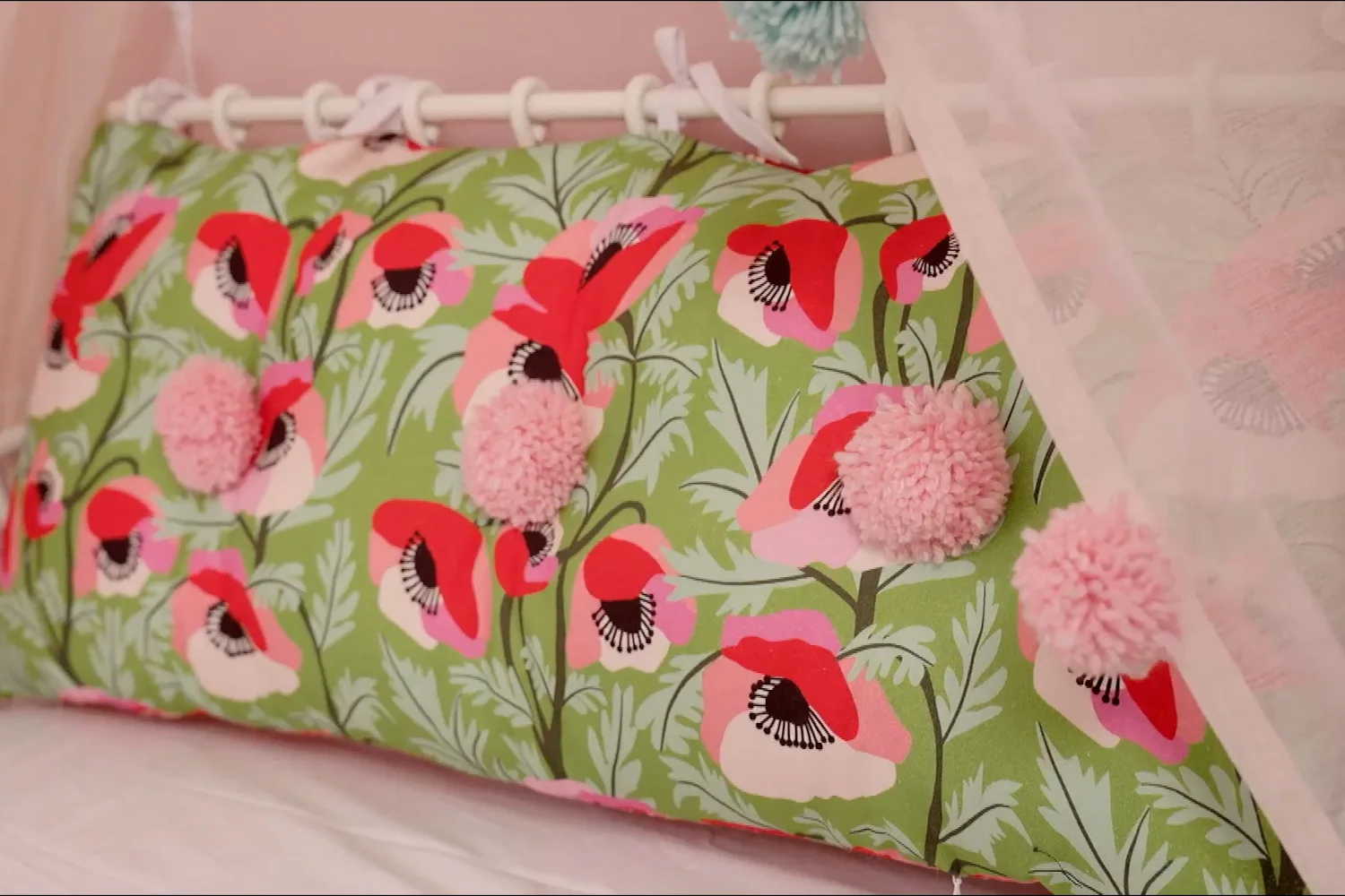 How to make a poppy bed head cushion