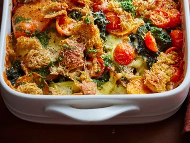 The cheesy pesto vegie bake that’s crunchy, colourful and packed with flavour