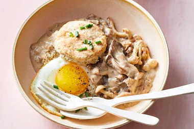 Porcini savoury scones with mushroom gravy