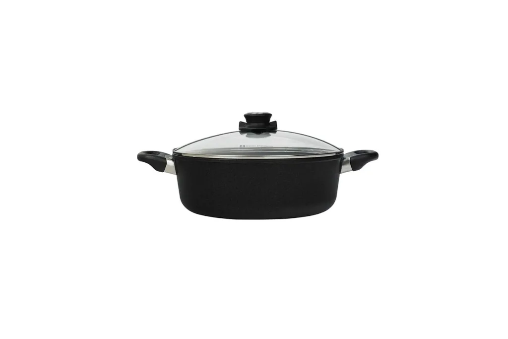 heavy based saucepan for cooking lamb shanks
