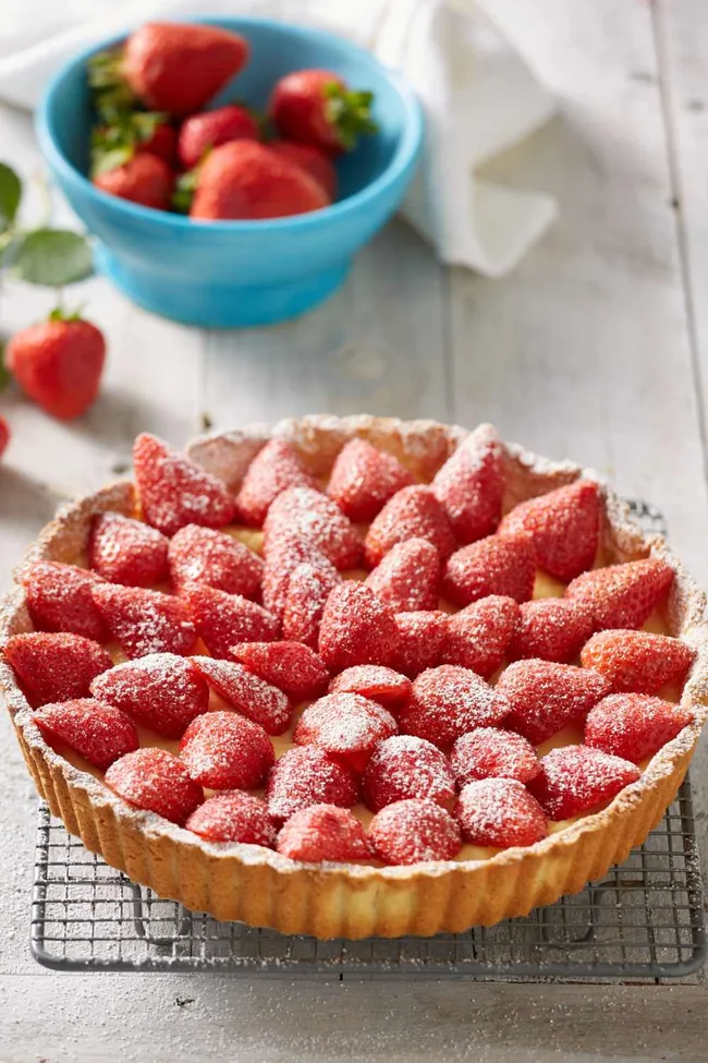 classic strawberry tart
