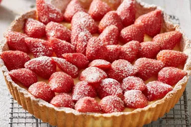 Classic strawberry tart