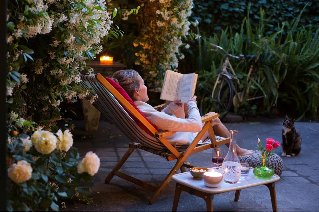 Keep furniture simple for a clutter-free courtyard.